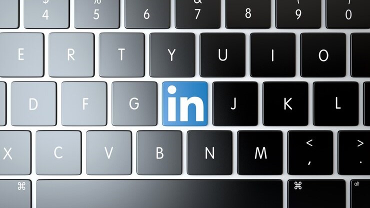 A keyboard with a LinkedIn key, symbolizing LinkedIn's importance for B2B social media marketing.